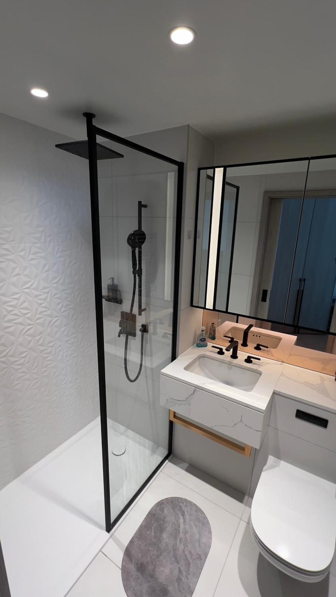 Aspen Collection - 2 Bedroom London