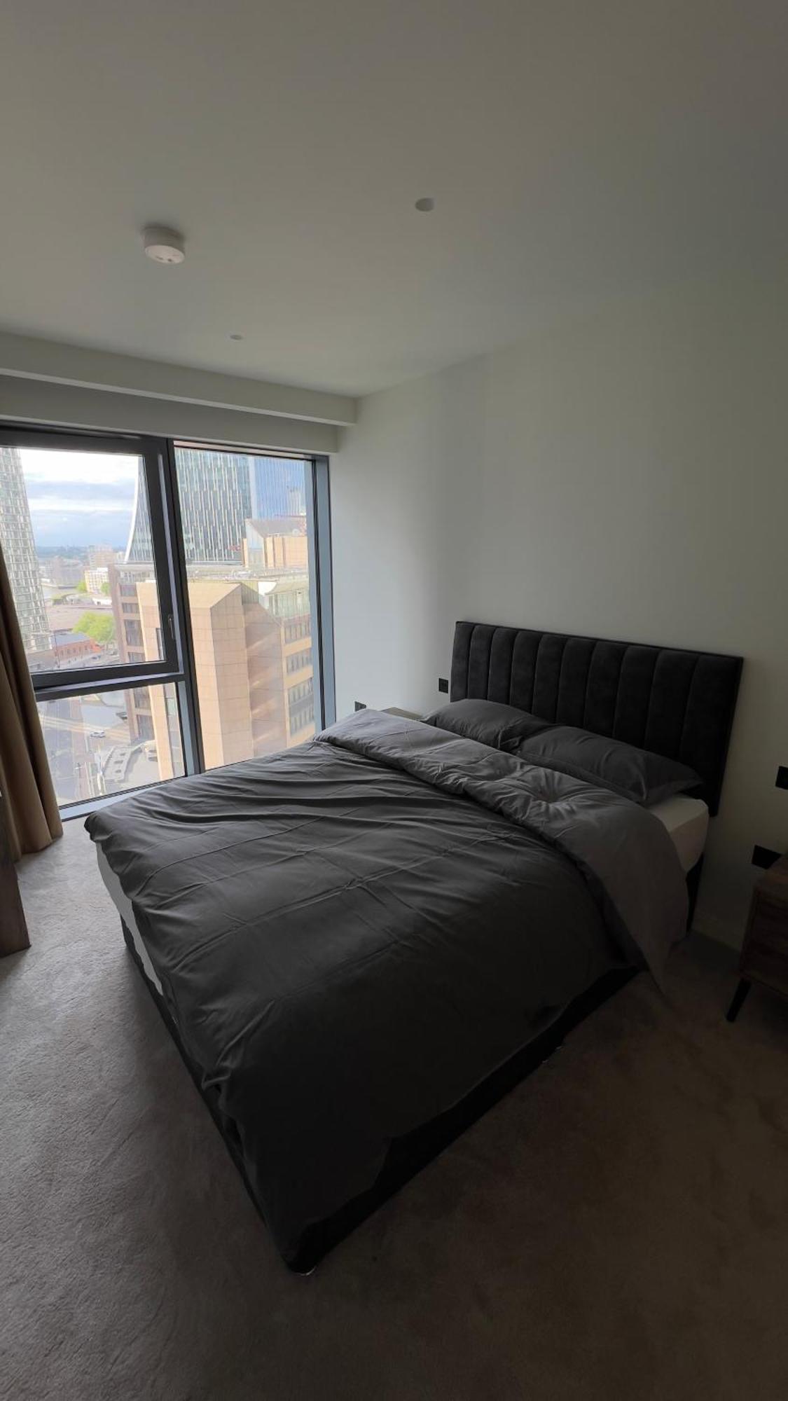 Aspen Collection - 2 Bedroom * London